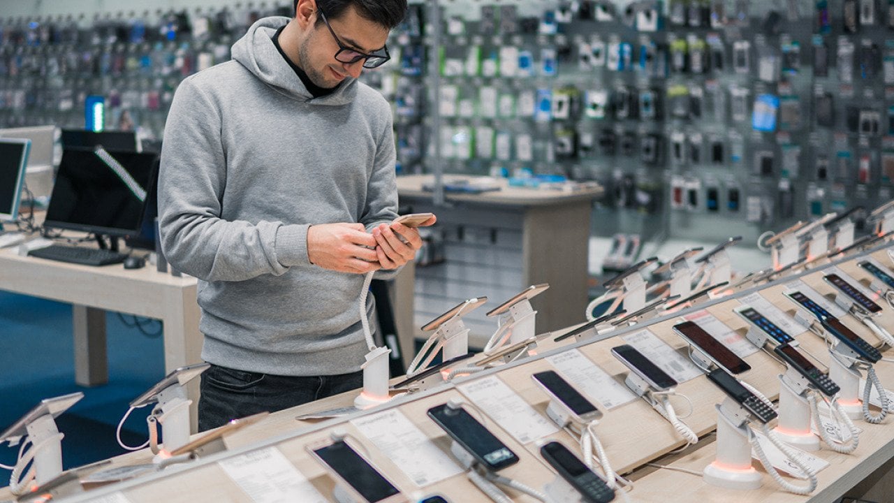 5 surprising facts about your mobile number (from how many you can have to where they come from)